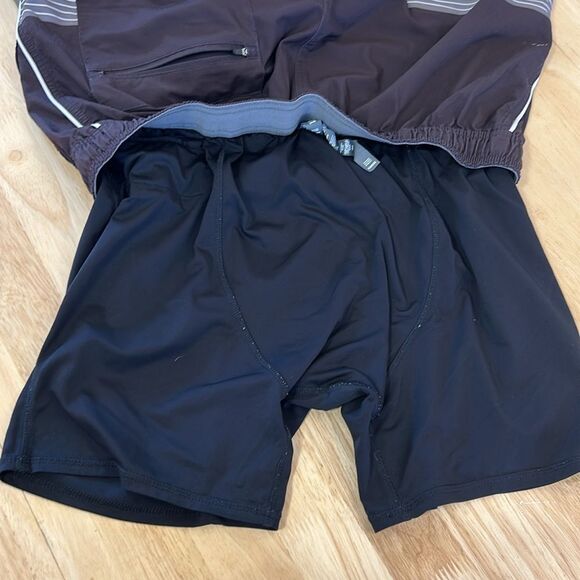 Vuori Trail Short Size XL - Picture 6 of 6